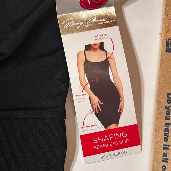 Marilyn Monroe Other - Marilyn Monroe Black Shaping Slip